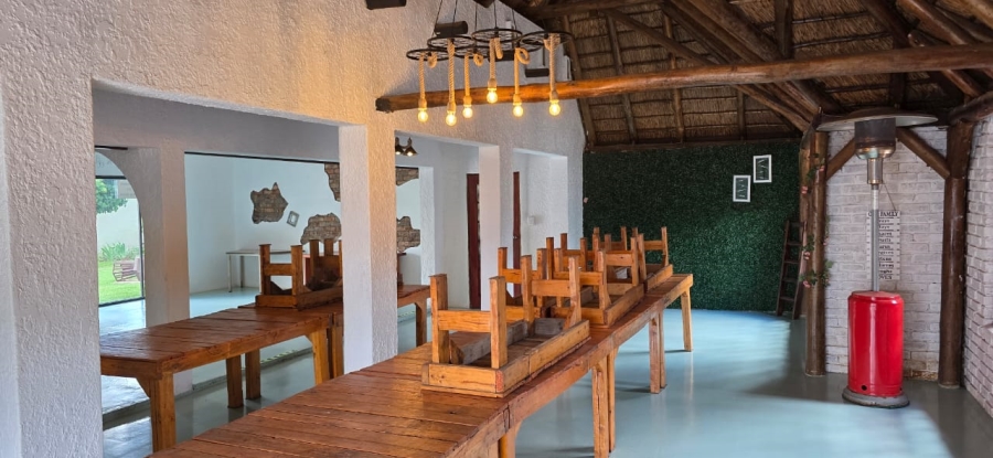 4 Bedroom Property for Sale in Flamwood North West